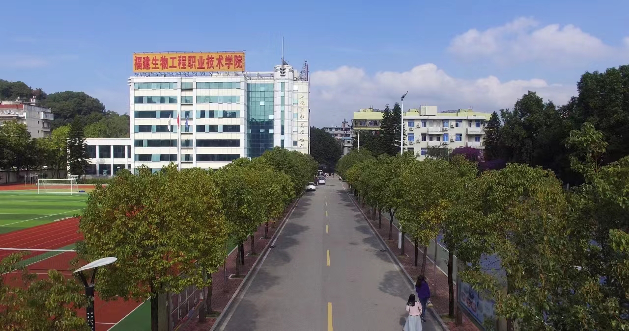 �ܴ�W(w��ng)վ�Ϸ����Ԓ���R���к��C�����������