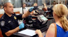 �뾳����ע�����(xi��ng)���뾳����څ��(y��n)